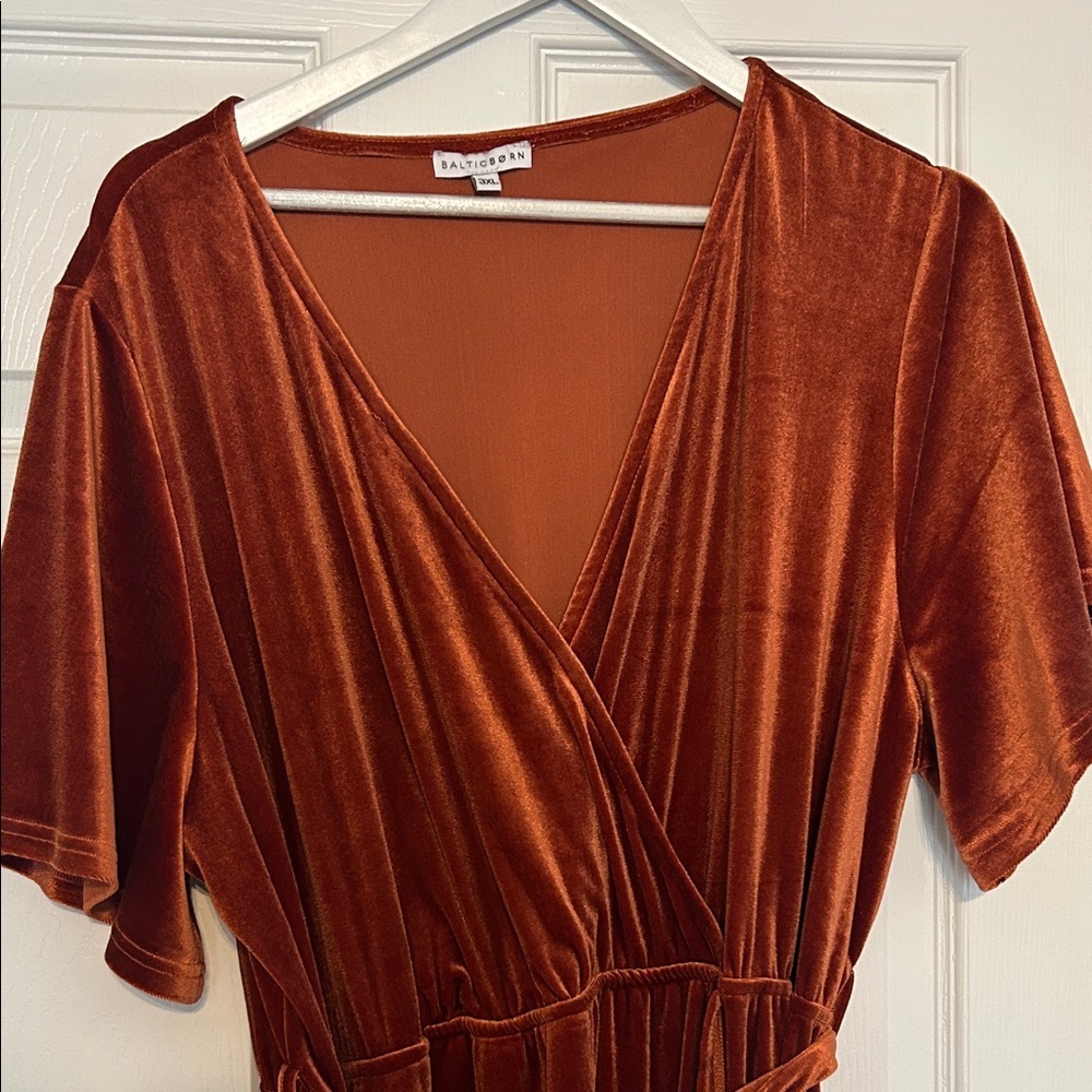 Baltic Born Meghan Velvet Wrap Maxi Dress in Rust - Picture 4 of 7